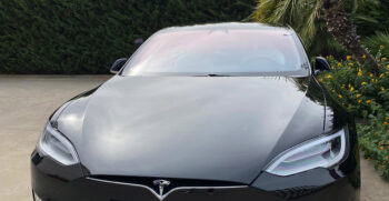 Noleggio Tesla Model S in Puglia 2